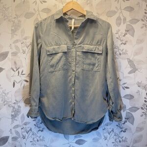 Aritzia Babaton Buttondown Shirt Grey Women Size XXS